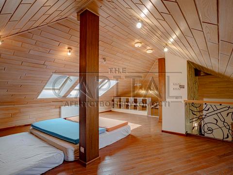 дом по адресу провулок Миру