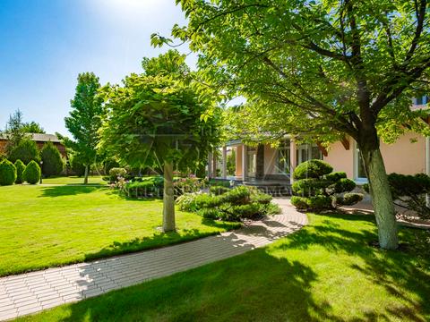 дом по адресу провулок Миру