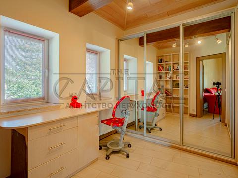 дом по адресу провулок Миру