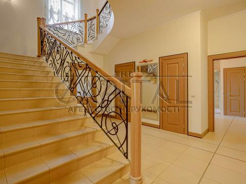 дом по адресу провулок Миру