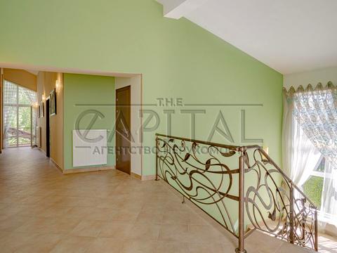 дом по адресу провулок Миру