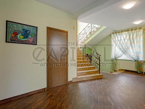 дом по адресу провулок Миру