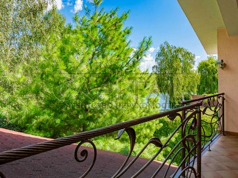 дом по адресу провулок Миру