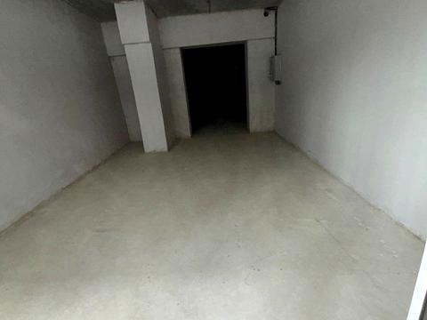 комерційна за адресою Княгинин вул., (Будинок 23)