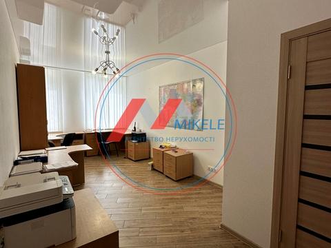 квартира за адресою Регенераторна вул., 4 к13