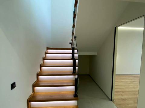 квартира за адресою Княгинин вул., (Будинок 10)