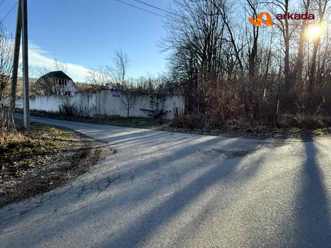 участок по адресу с. Подгорье, Травня