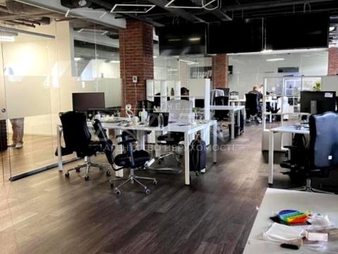 комерційна за адресою Верхній Вал вул., 10