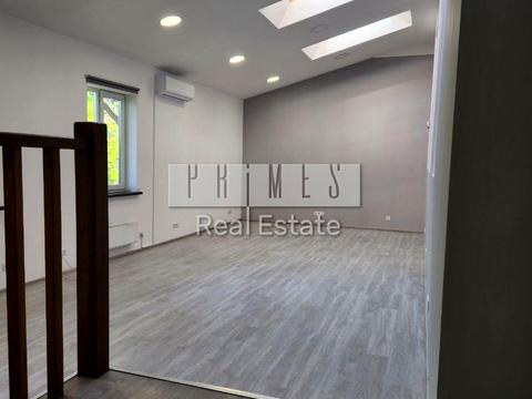 коммерческая по адресу Редутная ул., 58