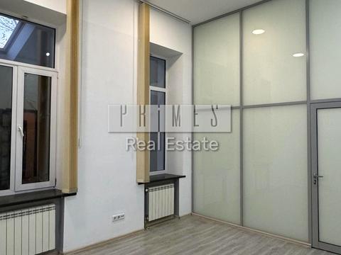 коммерческая по адресу Редутная ул., 58