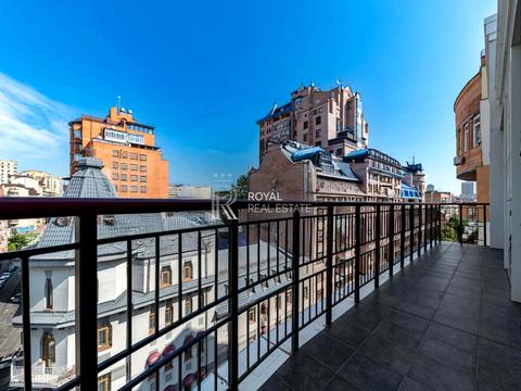 комерційна за адресою Дмитрівська вул., 60