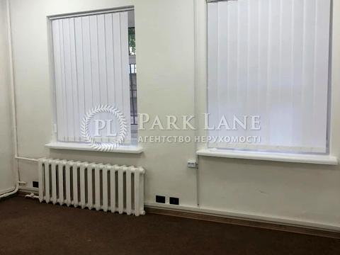 комерційна за адресою Мала Житомирська вул., 5