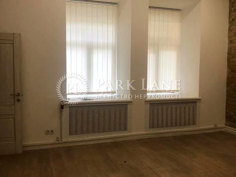 комерційна за адресою Мала Житомирська вул., 5