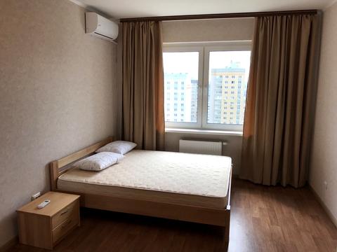 квартира за адресою Софії Русової вул., 5-Б