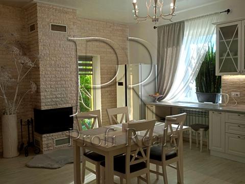 дом по адресу Серпнева вулиця