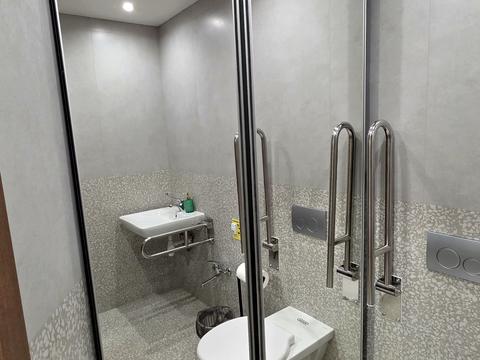 коммерческая по адресу Драгоманова ул., 1-Д