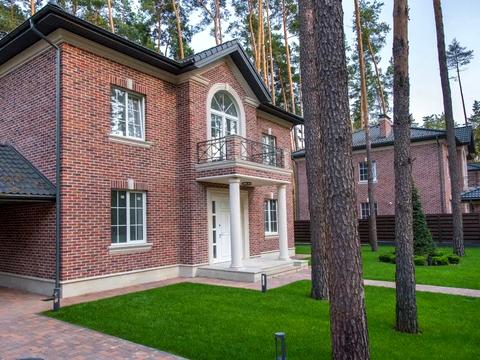 будинок за адресою Патріотів вул.