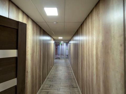 комерційна за адресою Київ, Ділова вул. (Димитрова), 2-Б