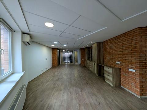 комерційна за адресою Київ, Ділова вул. (Димитрова), 2-Б