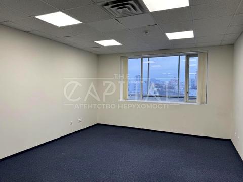 комерційна за адресою Шовковична вул., 42/44