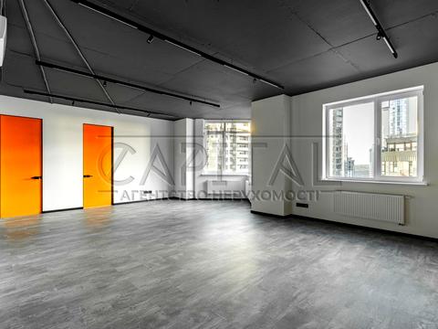 комерційна за адресою Андрія Верхогляда вул. (Михайла Драгомирова), 14-А