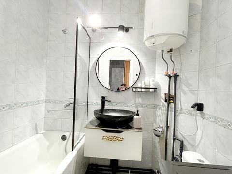 квартира за адресою Академіка Корольова вул., 34/1