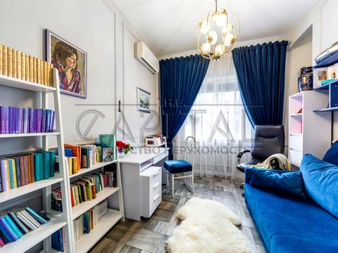 будинок за адресою с. Крушинка, Святкова