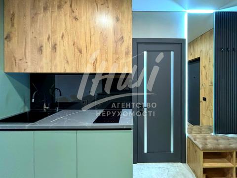 квартира за адресою Романа Левицького вул., 4