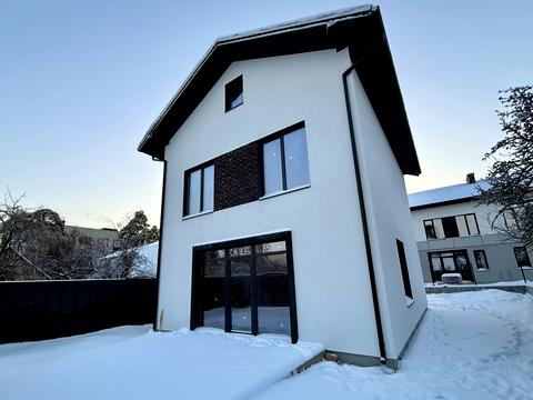 будинок за адресою Українська вул., 42