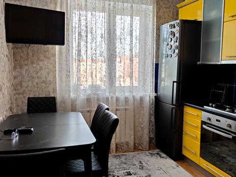 квартира за адресою Михайла Лушпи просп., 51