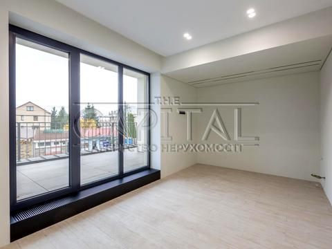 коммерческая по адресу Киевская ул., 142