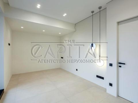 коммерческая по адресу Киевская ул., 142