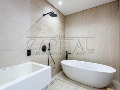 коммерческая по адресу Киевская ул., 142