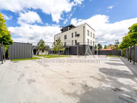 коммерческая по адресу Киевская ул., 142