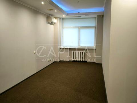 комерційна за адресою Київ, Ділова вул. (Димитрова), 5б