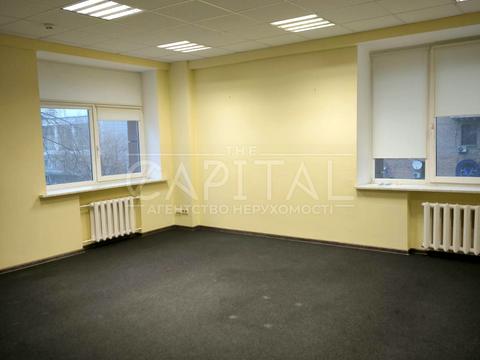 комерційна за адресою Київ, Ділова вул. (Димитрова), 5б