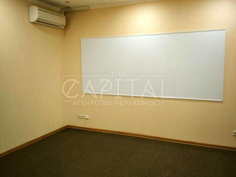 комерційна за адресою Київ, Ділова вул. (Димитрова), 5б