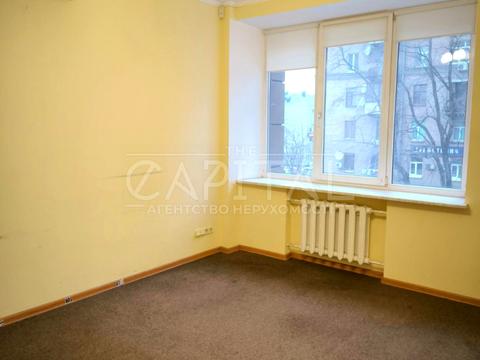 комерційна за адресою Київ, Ділова вул. (Димитрова), 5б