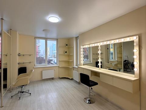 квартира за адресою Регенераторна вул., 4 к14