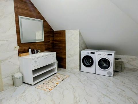 будинок за адресою Весняна вул.