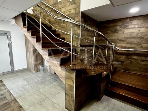 комерційна за адресою Ділова вул. (Димитрова), 2-Б