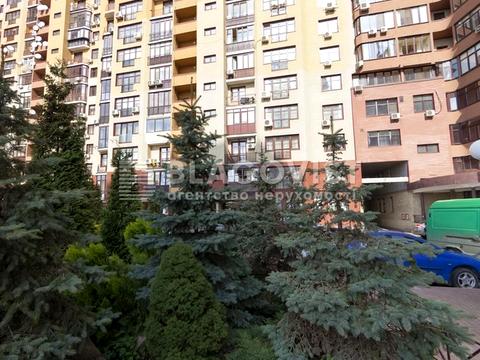 комерційна за адресою Євгена Коновальця вул. (Щорса), 32-Б