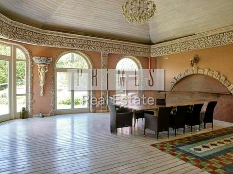 будинок за адресою с. Лісники, Вишнева вул.