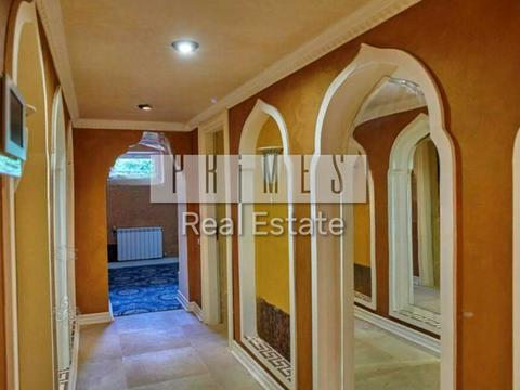 будинок за адресою с. Лісники, Вишнева вул.