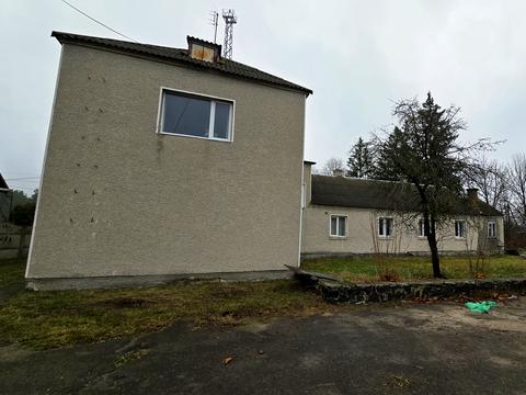 комерційна за адресою Соборності вул. (Комарова), 33