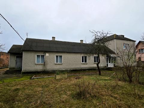 комерційна за адресою Соборності вул. (Комарова), 33