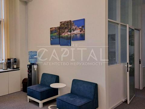 комерційна за адресою Шолуденка вул., 3