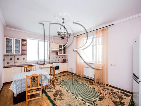 комерційна за адресою Ярослава Мудрого вул., 27