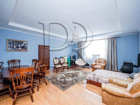 комерційна за адресою Ярослава Мудрого вул., 27