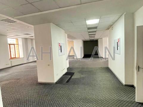 коммерческая по адресу Владимира Сосюры ул., 6